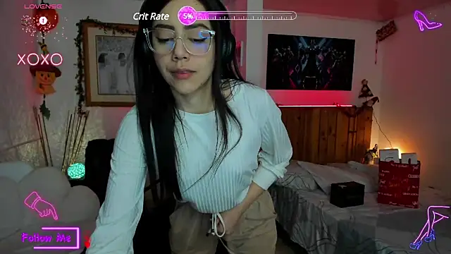 Snapshot of LauGrayJ chatting on January 21, 9:24 am LauGrayJ online show from January 21, 9:24 am