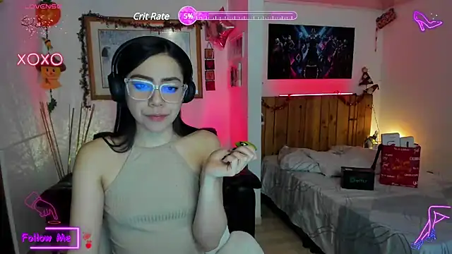 Snapshot of LauGrayJ chatting on January 23, 12:25 am LauGrayJ online show from January 23, 12:25 am