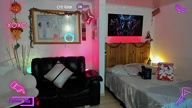 Snapshot of LauGrayJ chatting on February 9, 5:40 am LauGrayJ online show from February 9, 5:40 am