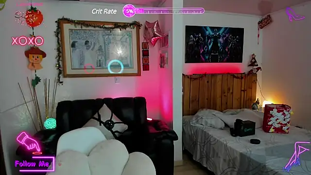 Snapshot of LauGrayJ chatting on February 14, 6:29 pm LauGrayJ online show from February 14, 6:29 pm