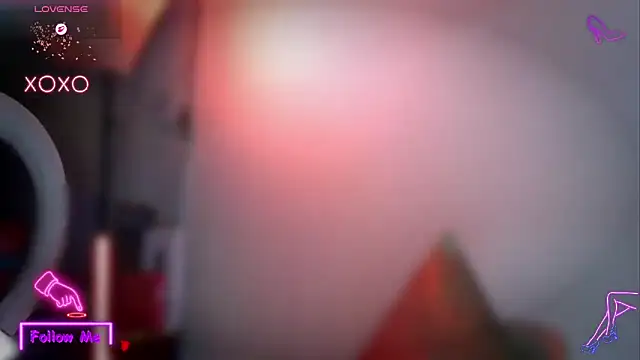 Snapshot of LauGrayJ chatting on September 23, 12:46 am LauGrayJ online show from September 23, 12:46 am