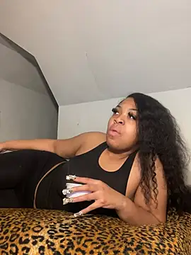 AUNYXXX online show from January 8, 4:12 am