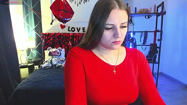 Snapshot of CandyKimmy chatting on February 18, 12:39 am CandyKimmy online show from February 18, 12:39 am
