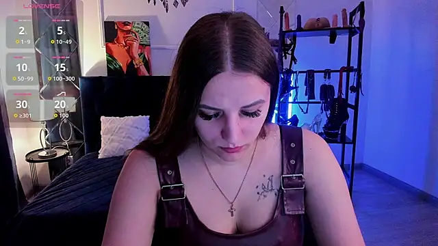 Snapshot of CandyKimmy chatting on April 10, 12:49 am CandyKimmy online show from April 10, 12:49 am