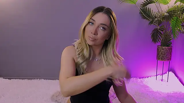 Jessielle online show from March 23, 4:05 am