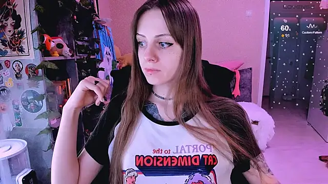 Snapshot of NaniMoore chatting on January 24, 11:12 pm NaniMoore online show from January 24, 11:12 pm