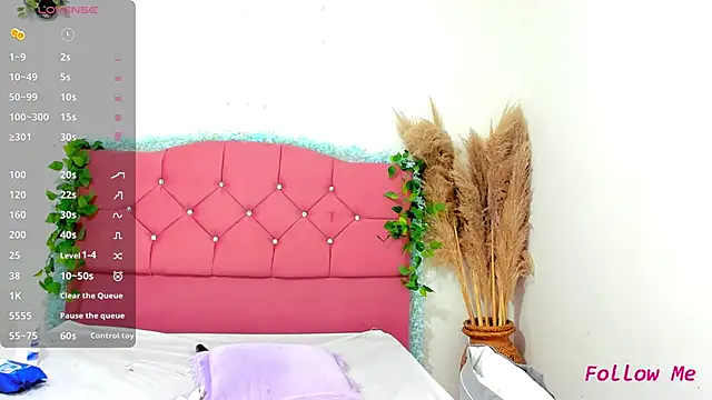 Snapshot of arisha_hot chatting on October 22, 11:32 am arisha hot online show from October 22, 11:32 am