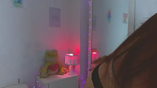 auroraa sexy online show from December 2, 4:42 pm