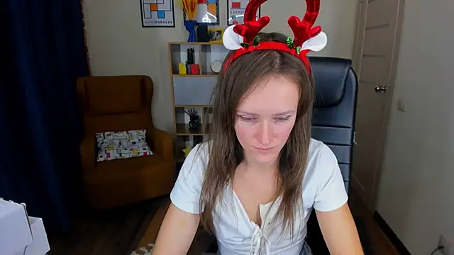 Snapshot of FrancescaCollins chatting on December 16, 1:54 pm FrancescaCollins online show from December 16, 1:54 pm