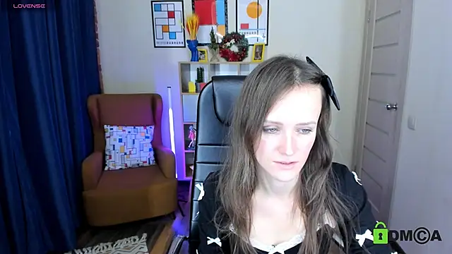 Snapshot of FrancescaCollins chatting on December 24, 9:28 am FrancescaCollins online show from December 24, 9:28 am