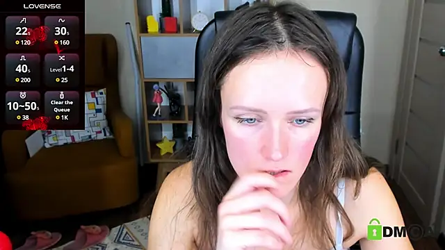 Snapshot of FrancescaCollins chatting on January 28, 1:38 pm FrancescaCollins online show from January 28, 1:38 pm