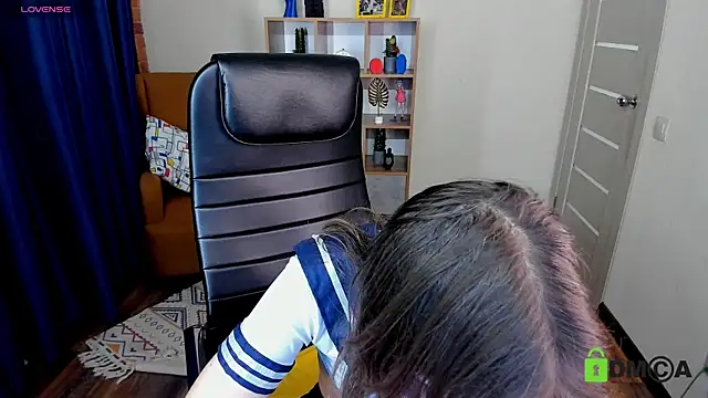 FrancescaCollins online show from February 5, 4:44 pm