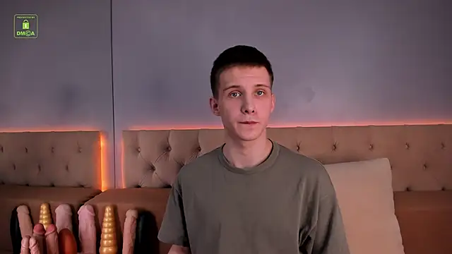 Snapshot of MarkGWalker chatting on January 16, 10:32 am MarkGWalker online show from January 16, 10:32 am