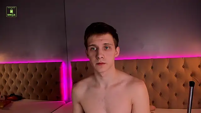 Snapshot of MarkGWalker chatting on February 21, 4:29 am MarkGWalker online show from February 21, 4:29 am