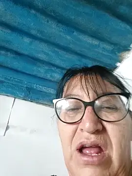 clarita 01 online show from December 21, 1:40 pm