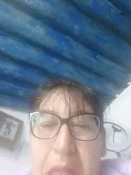 clarita 01 online show from March 18, 12:41 pm