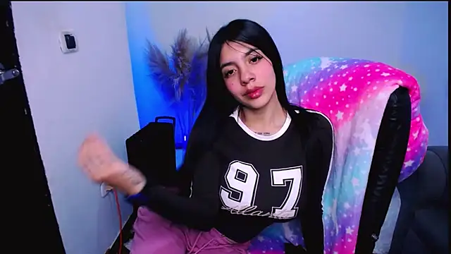 Alin Aly online show from November 12, 3:01 pm