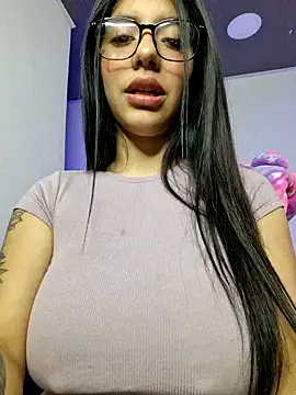 Alin Aly online show from November 13, 4:28 pm