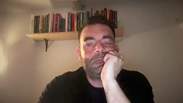 Snapshot of Horny_littledevil chatting on March 5, 10:32 pm Horny littledevil online show from March 5, 10:32 pm