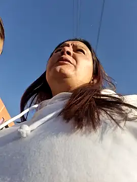 Snapshot of kitty_84 chatting on December 11, 12:34 pm kitty 84 online show from December 11, 12:34 pm