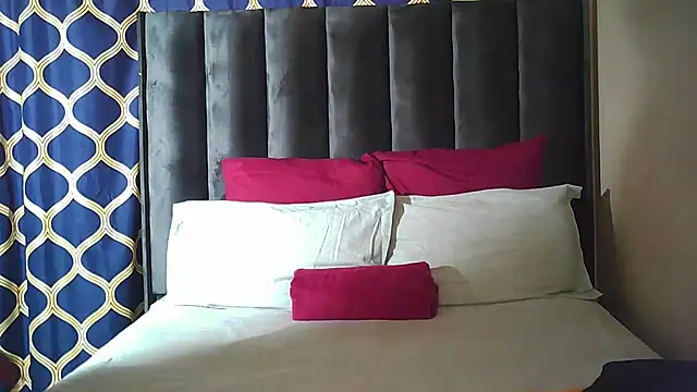 SuvieyX online show from May 13, 7:28 am