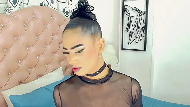 Snapshot of Aslhy_Goddessx chatting on December 4, 8:01 am Aslhy Goddessx online show from December 4, 8:01 am