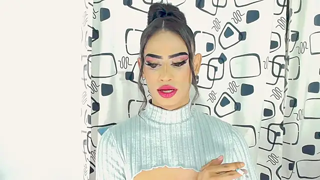 Snapshot of Aslhy_Goddessx chatting on December 6, 10:27 am Aslhy Goddessx online show from December 6, 10:27 am