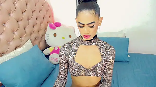 Snapshot of Aslhy_Goddessx chatting on December 14, 8:40 pm Aslhy Goddessx online show from December 14, 8:40 pm