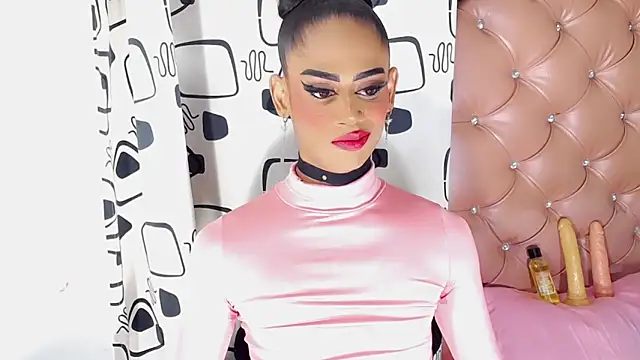 Snapshot of Aslhy_Goddessx chatting on March 13, 7:20 am Aslhy Goddessx online show from March 13, 7:20 am