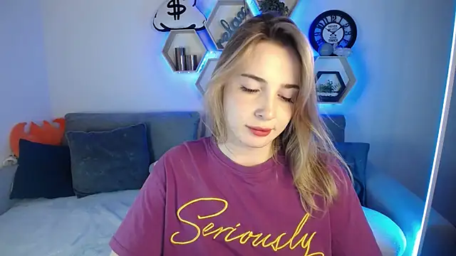 SabrinViolet online show from December 22, 12:16 pm
