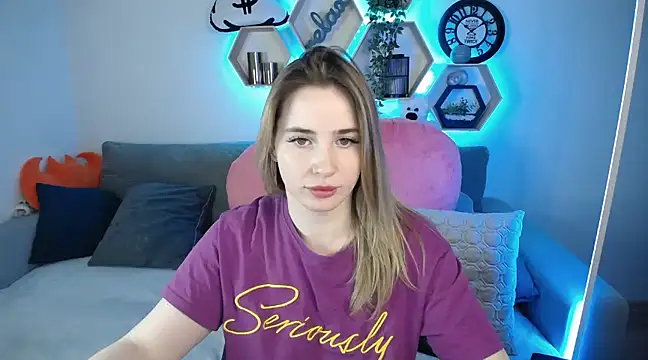 SabrinViolet online show from March 18, 12:14 pm
