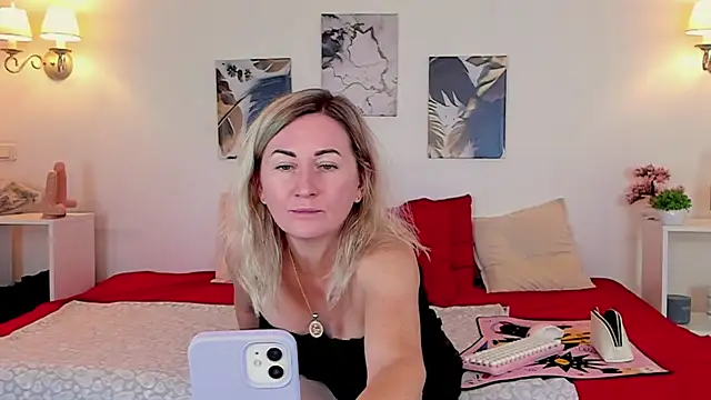 AriFleow online show from December 26, 11:32 am