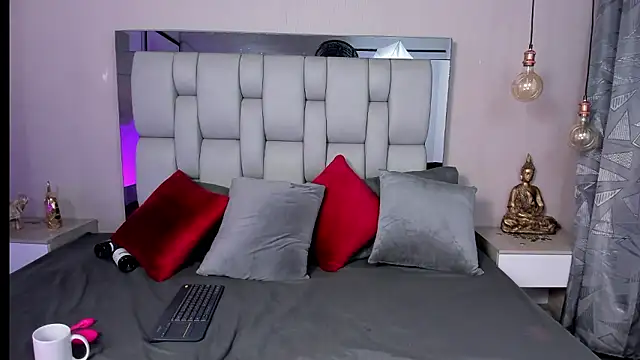 SusanBenett online show from January 10, 8:43 pm