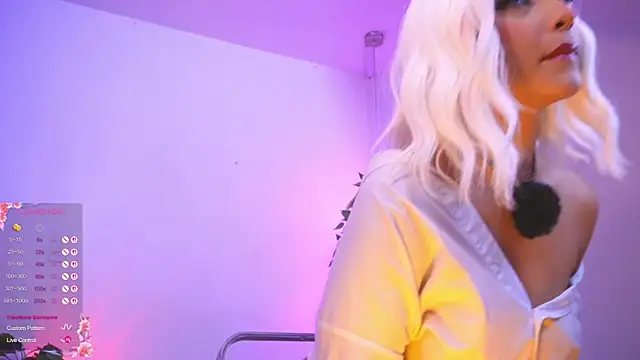 catalina  lovers online show from December 18, 5:08 pm