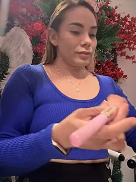 Snapshot of Sara_Gomez chatting on October 14, 1:39 am Sara Gomez online show from October 14, 1:39 am