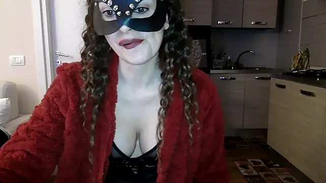 Snapshot of ladymask_2023 chatting on February 2, 8:51 pm ladymask 2023 online show from February 2, 8:51 pm