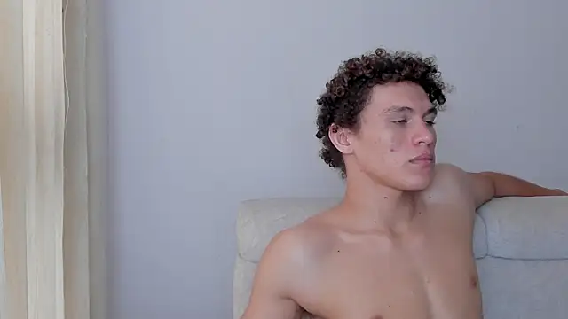 laurent nova online show from February 15, 2:22 pm