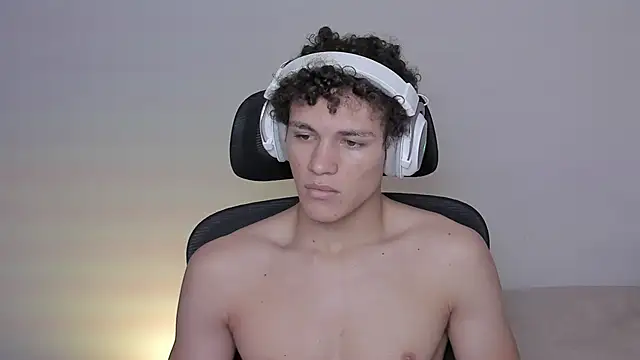 laurent nova online show from October 15, 8:58 am