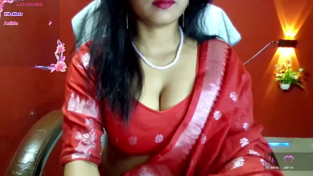 Snapshot of Queenhimanshi chatting on September 22, 3:52 am Queenhimanshi online show from September 22, 3:52 am