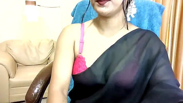 Queenhimanshi online show from May 14, 7:26 am
