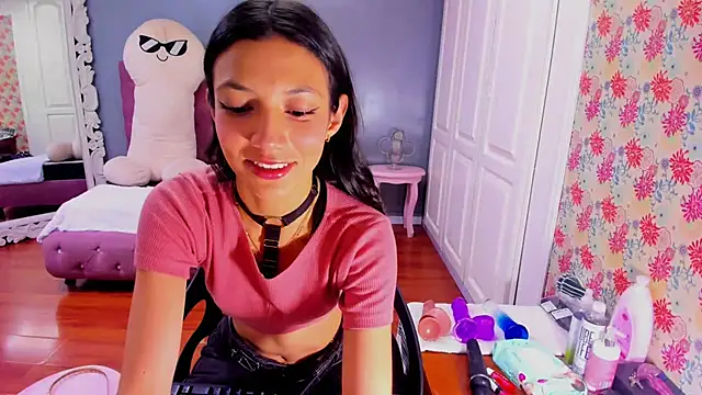 Iris Stone  online show from January 29, 10:58 am