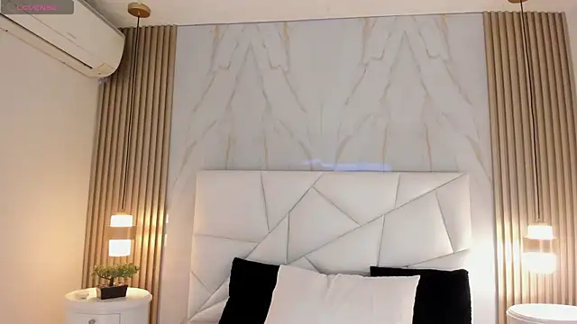 belacampbell online show from October 14, 4:57 am