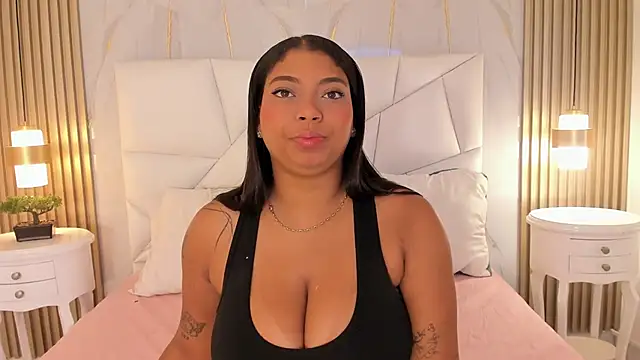 belacampbell online show from November 29, 11:57 am