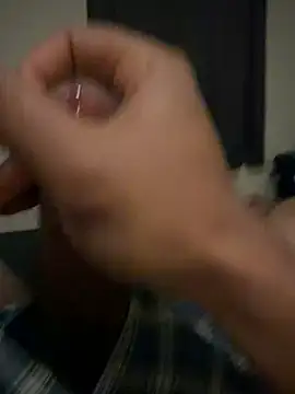 Snapshot of jstevens2800 chatting on February 18, 4:19 am jstevens2800 online show from February 18, 4:19 am