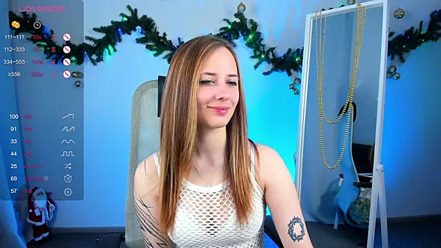 Snapshot of E_l_i_z_a chatting on December 27, 3:37 pm E l i z a online show from December 27, 3:37 pm