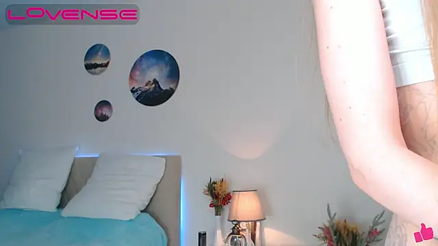Snapshot of Mermaid_Melody chatting on December 30, 5:04 am Mermaid Melody online show from December 30, 5:04 am
