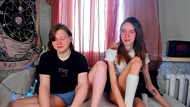 Snapshot of Calvin_and_Kevin chatting on March 8, 11:36 am Calvin and Kevin online show from March 8, 11:36 am