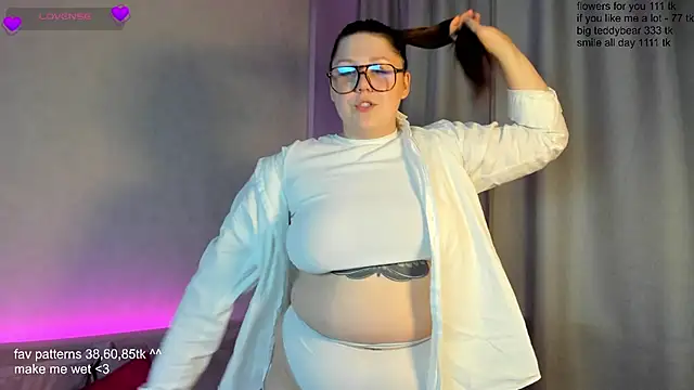 Ruth Oliver online show from March 8, 8:22 am