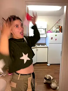 Snapshot of SafeinouterSpace chatting on October 16, 6:20 pm SafeinouterSpace online show from October 16, 6:20 pm