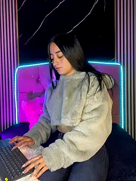 Snapshot of Ady_18 chatting on October 6, 7:00 pm Ady 18 online show from October 6, 7:00 pm